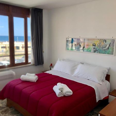 Delos E Artemide Apartment Syracuse Bagian luar foto