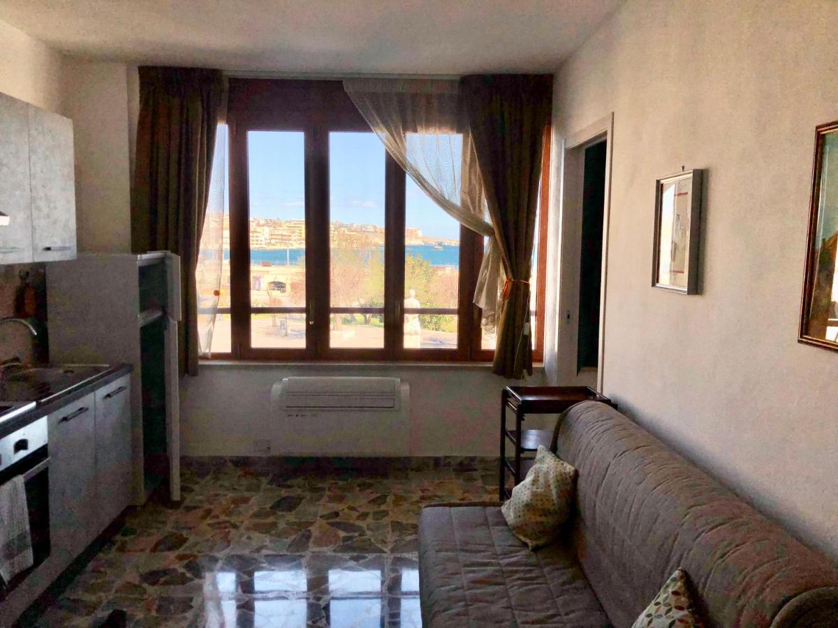 Delos E Artemide Apartment Syracuse Bagian luar foto